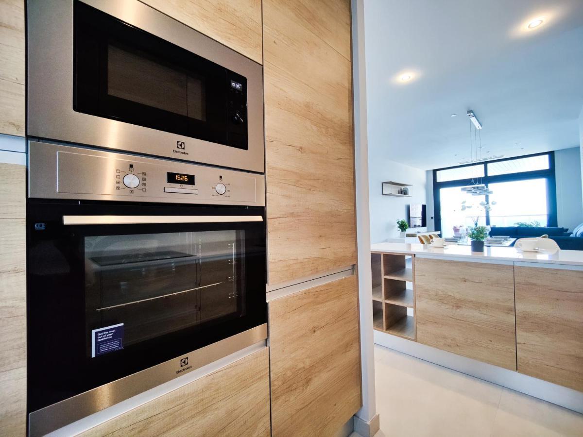 Sunset Waves Golden Apartments เบนิดอร์ม ภายนอก รูปภาพ
